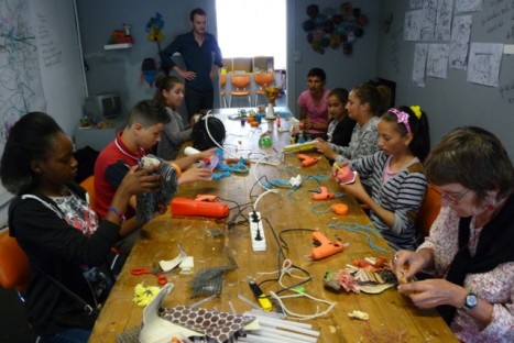 Stage de théâtre et arts plastiques au Satellite Brindeau
