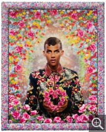 Des portraits entre photographie et peinture, des images nourries d’art et de culture populaire devenues mythiques